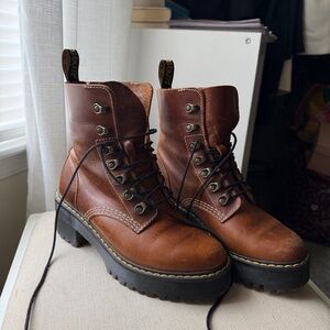 Dr. Martens Leona Women's Orleans Leather Heeled Boots  Butterscotch Sz 6/EU 37